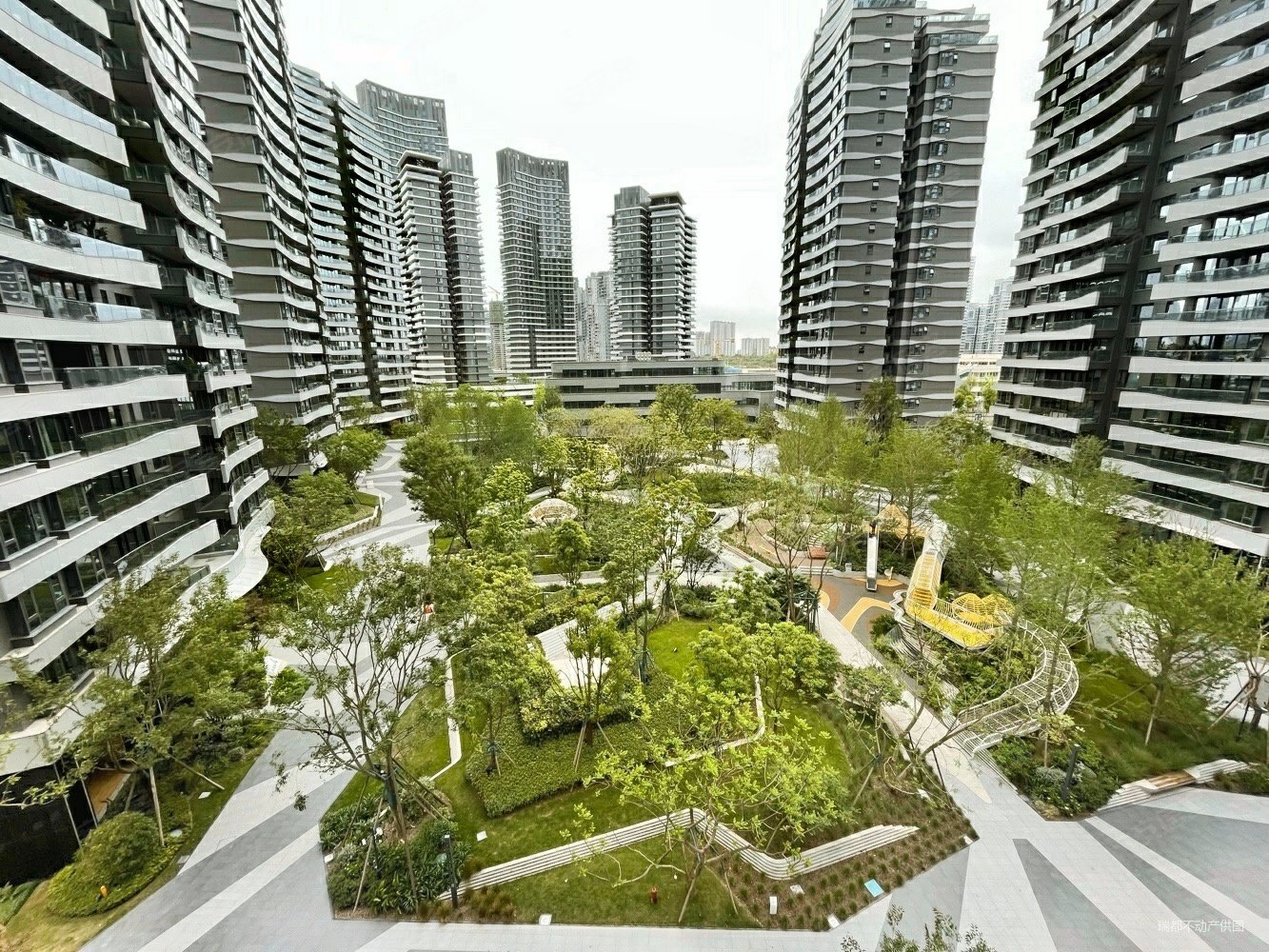 汀院跃层看湖视野好朝南四房出售麓湖生态城汀院