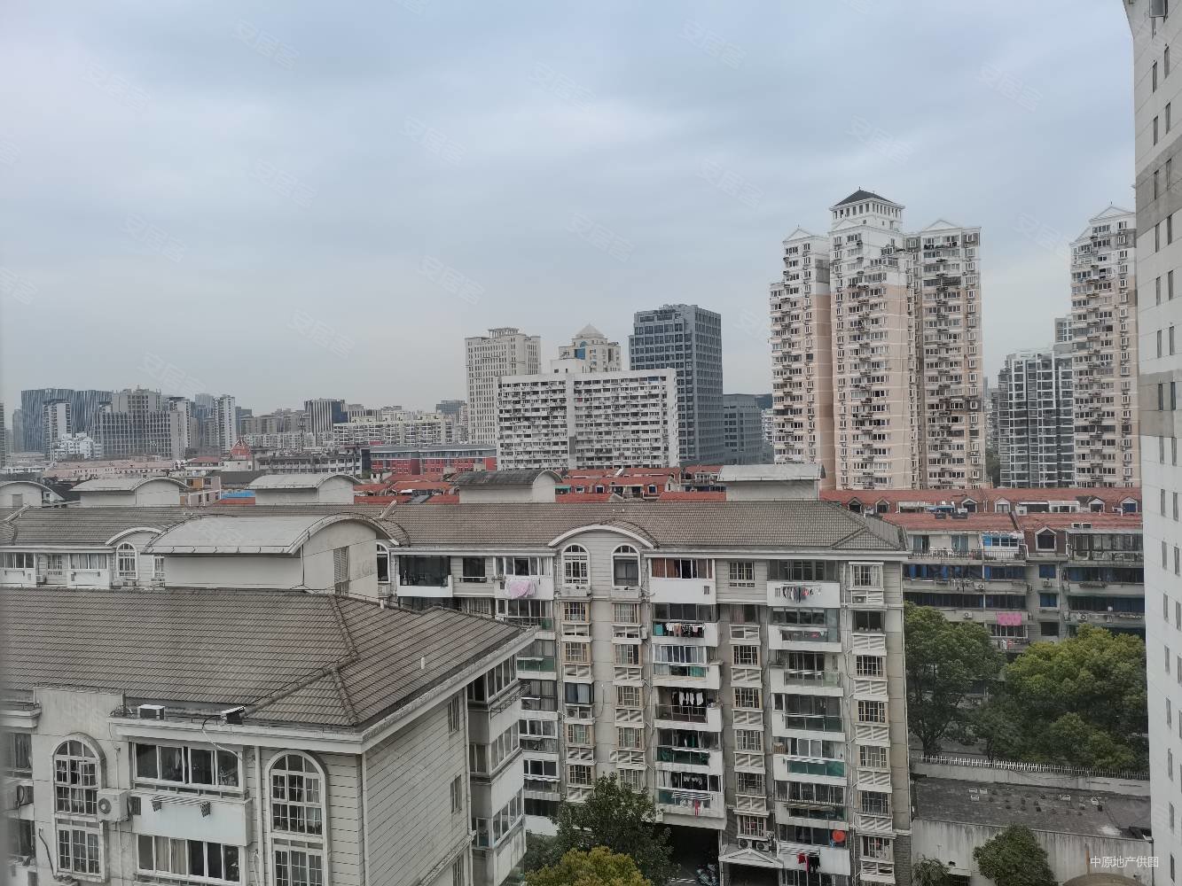 浦江风景苑2室2厅1卫113.56㎡南北850万