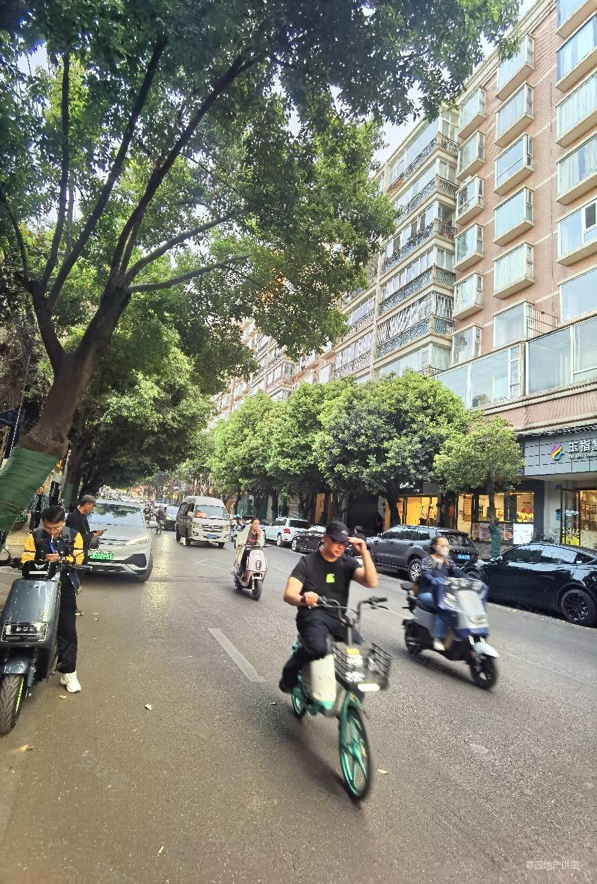 昆明房产网>昆明二手房>五华二手房>小西门二手房>北门街77号小区>864