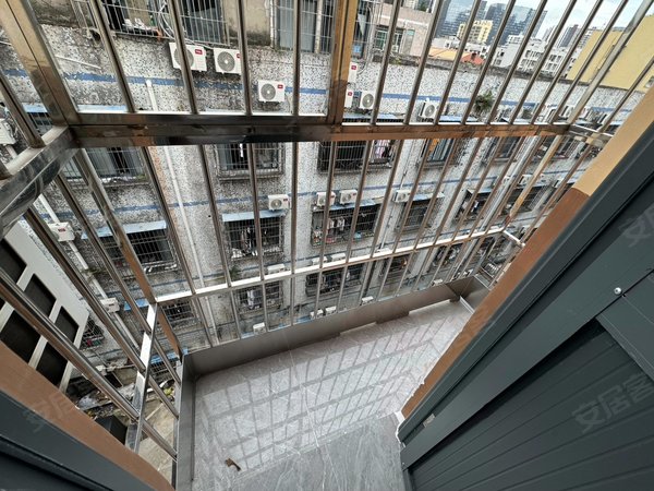 【多图】石鼓花园,西丽租房,7号茶光地铁 200 米阳台单间近万科云城