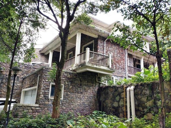 广州黄埔萝岗保利林语山庄(别墅)保利林语山庄(别墅) 鸟语花香 自带