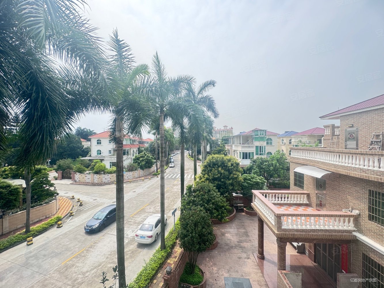 顺德碧桂园豪园 独栋别墅建筑185方 单边位花园230方