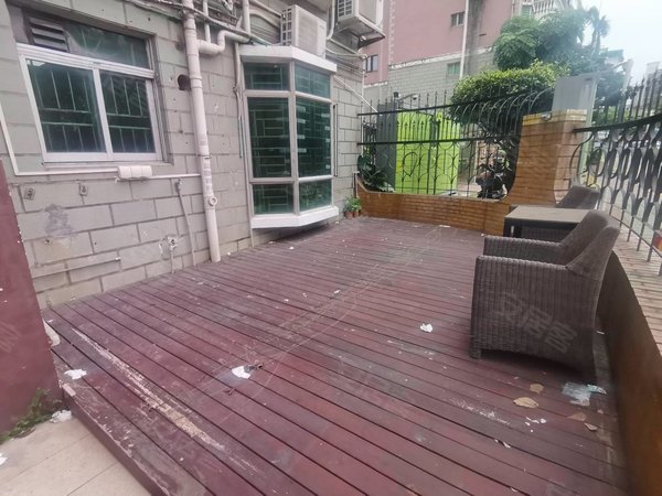 【多图】碧湖花园(龙岗),龙城国际租房,龙潭公园旁,复式7房出租,可做