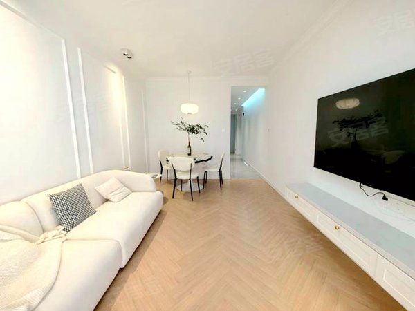 【多图】虹霞小区,仙霞租房,带院子 固定车位 近10号线地铁 大房东