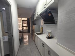 防城港港口桃花湾广场高铁站幸福嘉园附近西岸酒店22楼，朝西南一米八大床中央空调出租房源真实图片