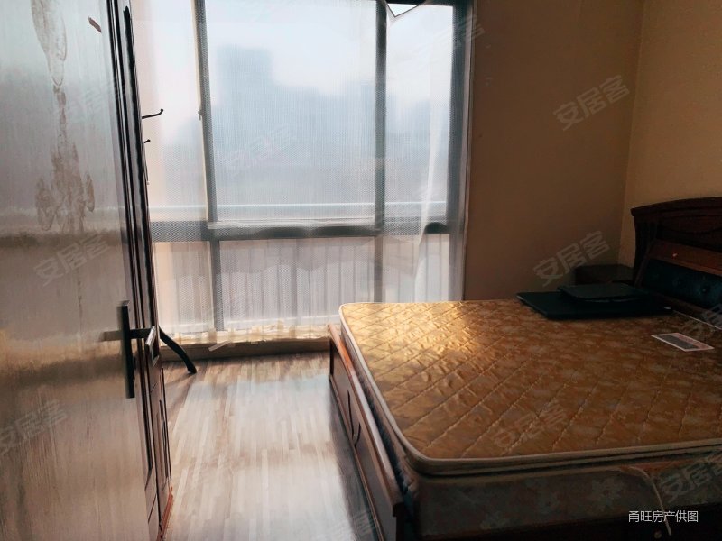 急卖格兰云天边套南北通户型真实图片随时看万达广场旁