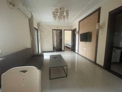自贡沿滩龙湖新!龙湖恒大绿洲温馨住家大2室只要1100!出租房源真实图片