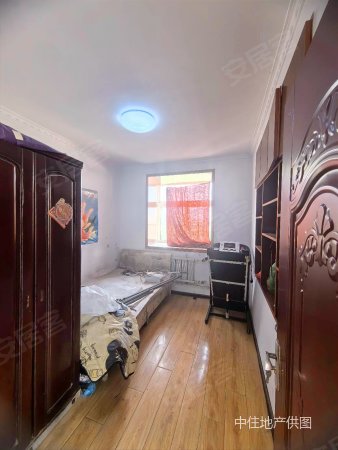 精装修 65拎包入住,览山名苑二手房,63万,3室1厅,1卫,106平米-济南