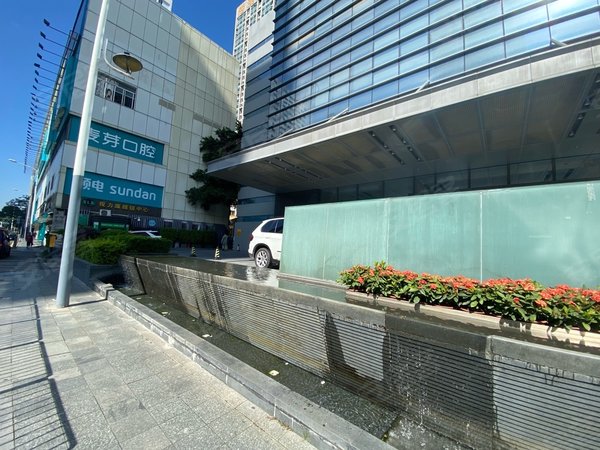 深圳罗湖东门盛华公司住宅楼(东门)东门老街,湖贝地铁站,向西村旁