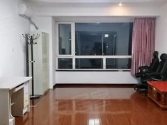 丹东振兴第二医院太阳大厦一线江景电梯1室65平，1700元月可商住两用出租房源真实图片