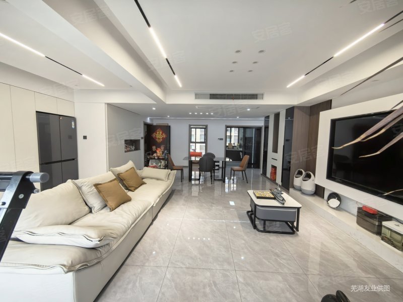 芜湖房产网>芜湖二手房>鸠江二手房>万春购物广场二手房>高速东方御府