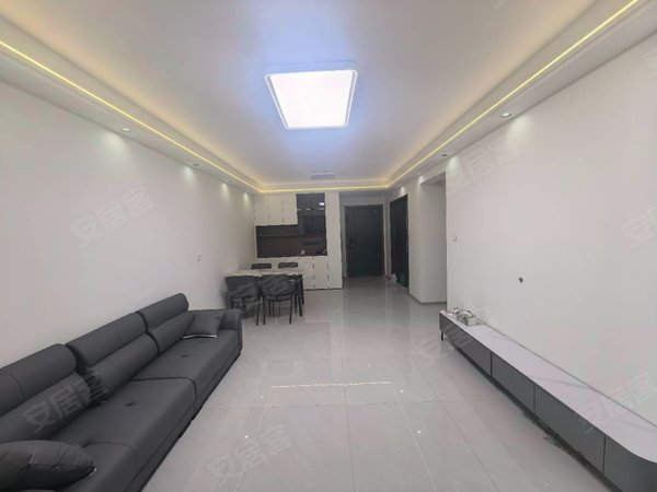 徐州新沂建邺路高铁花园首租高铁花苑电梯房精装修3室1卫，家具家电全配1400出租房源真实图片