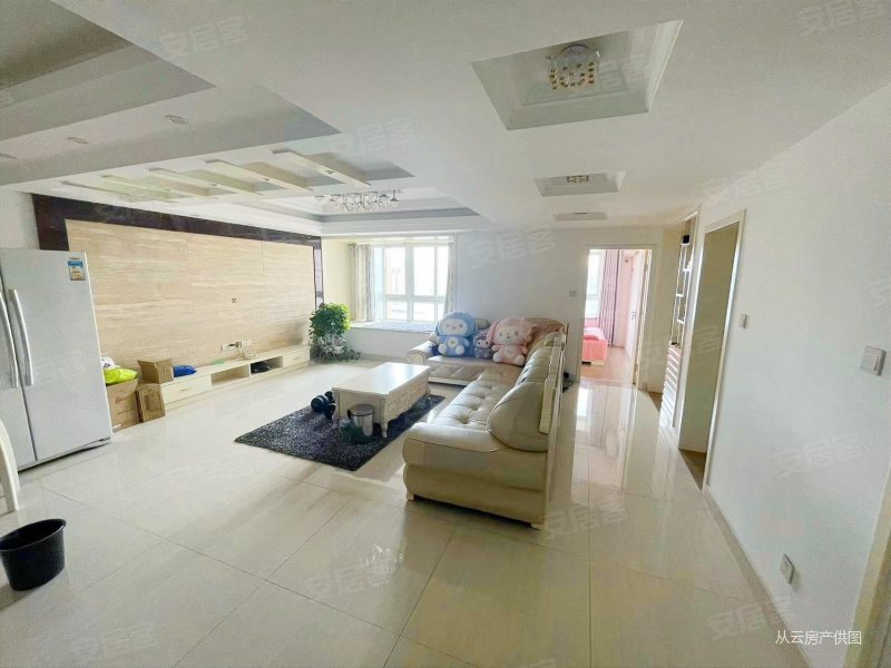 汇锦水岸城(东区) 商业配套齐全 近地铁 出行方便