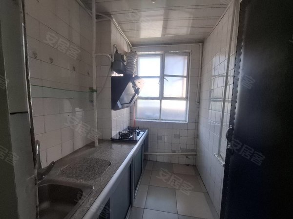 包头青山文化路迎宾道一号街坊迎宾小区75平米3楼3室1厅全家具家电拎包入住1000出租房源真实图片