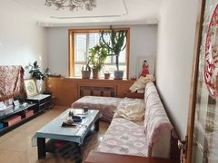 张家口桥东桥东周边马路街百盛商场附近100平米5楼三居室，全家具电器1000元出租房源真实图片