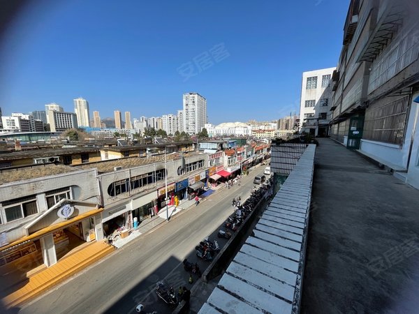 昆明五华小西门圆西路117号院无中介 可月付 包水电网 近云南大学 圆