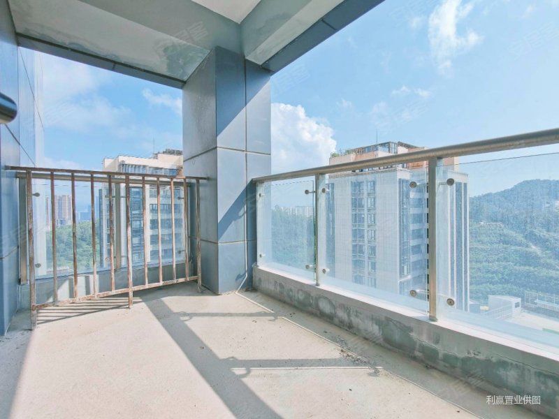 高楼层视野开阔无遮挡,南北通透大四房,栖棠映山二手房,1850万,4室2厅