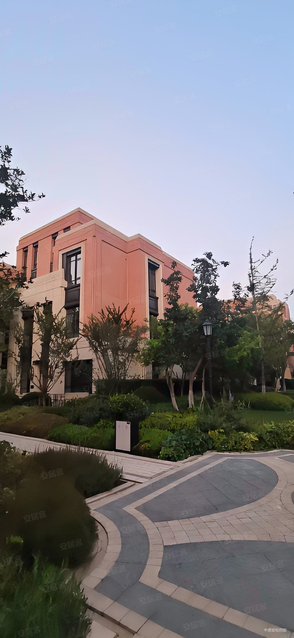 普罗旺世理想国