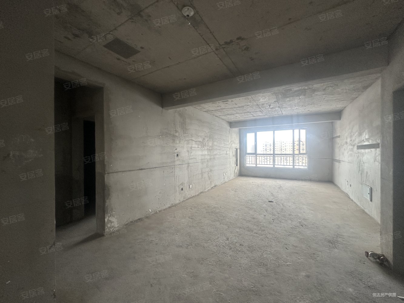 维多利时代城3室2厅2卫146㎡南北79.5万