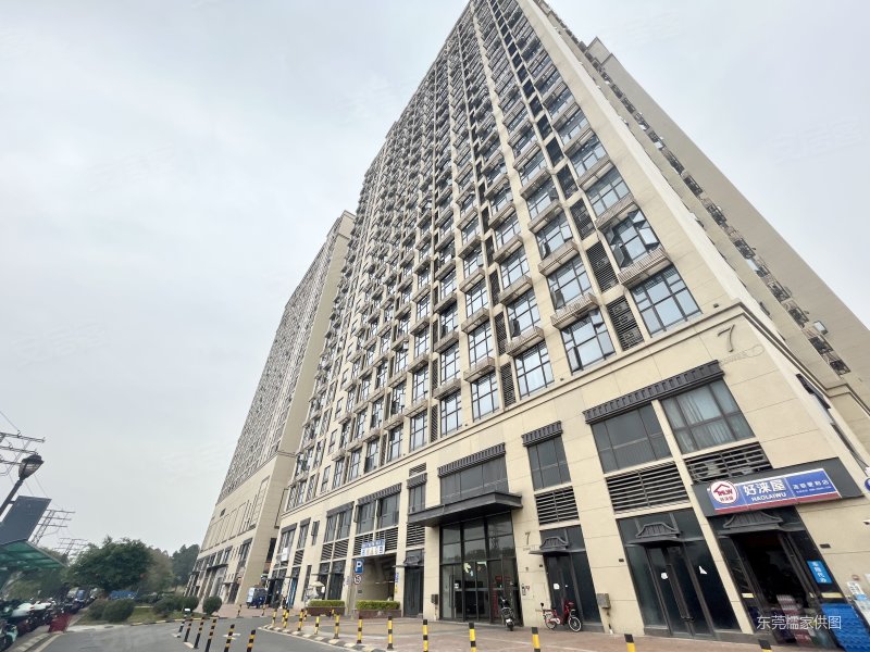 绿地大都会商住楼商圈成熟精装好房小区超新总价低