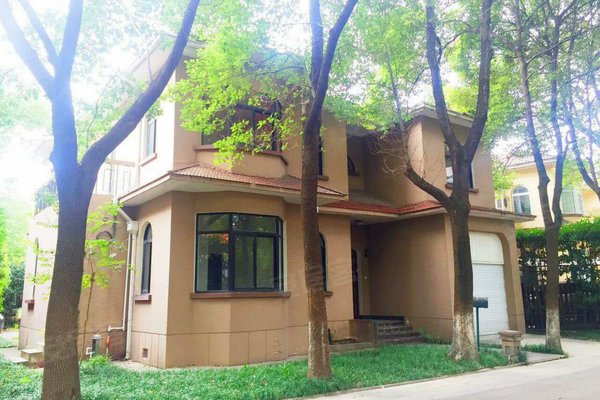 上海二手房 加州花园 > 李建强解读加州花园小区不足