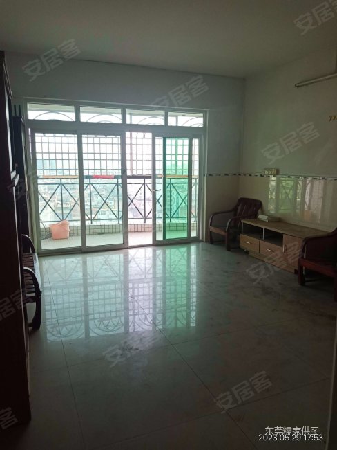 鸿福路口 楼层好 医疗配套成熟 刚需两居 交通便捷 满五,东园大厦二手