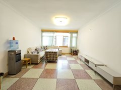 昭通昭阳昭阳城区团结路教师小区三室两厅一卫精装修带家具家电出租房源真实图片