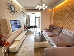 龙口东海官道街年租六千,精装修,带花园,拎包入住,出小区就是海边出租房源真实图片