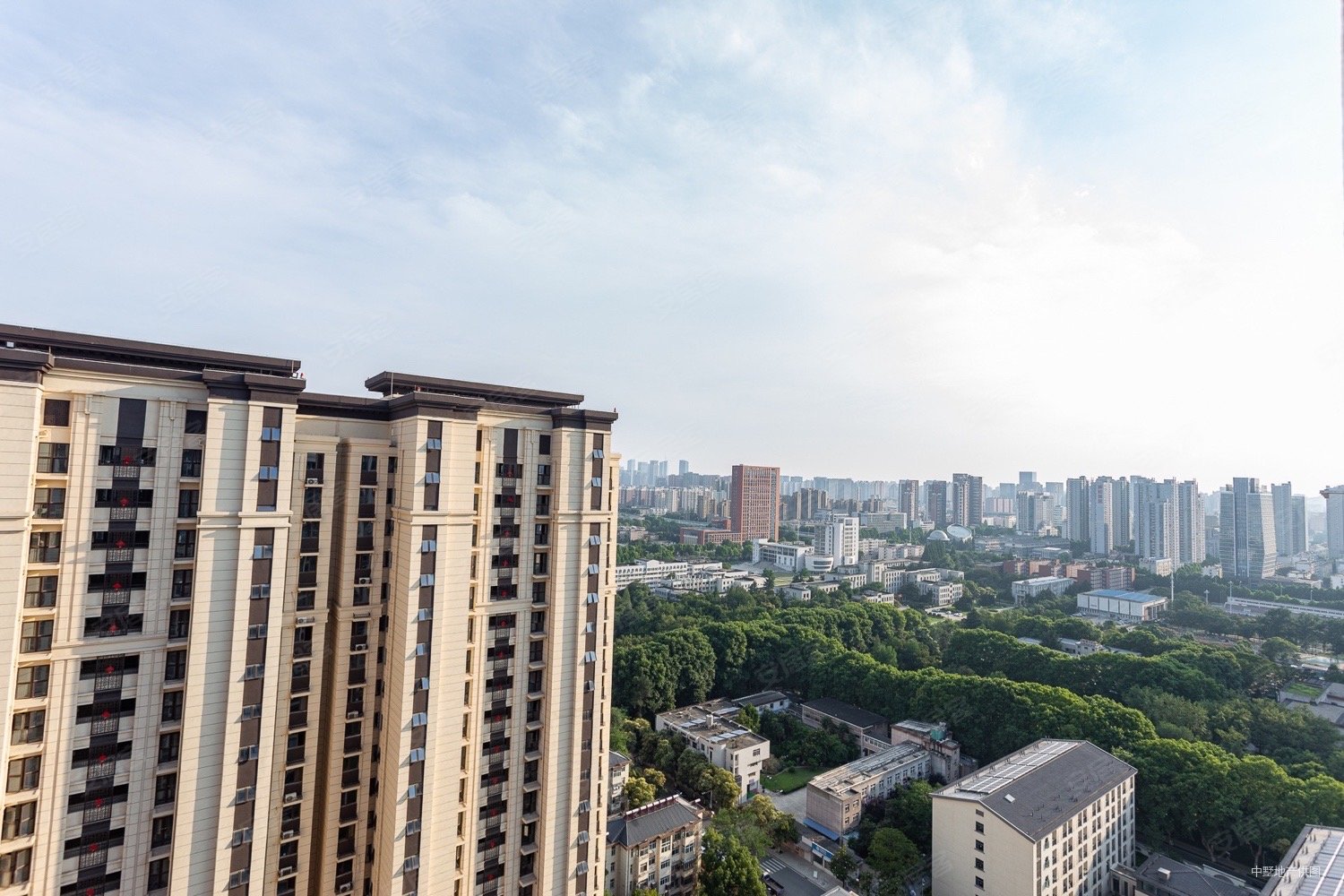 合肥房产网>合肥二手房>蜀山二手房>三里庵二手房>大富鸿学府>