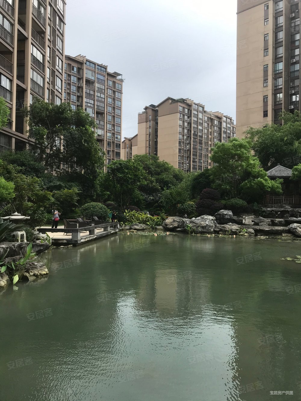 彰泰桃源居5室2厅3卫155㎡南北126万