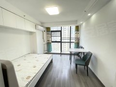 荣盛公寓 欢乐港 地铁口 精装修 拎包入住 1500包物业