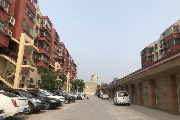 龙云楼优点,不足,龙云楼怎么样,龙云楼周边房产中介