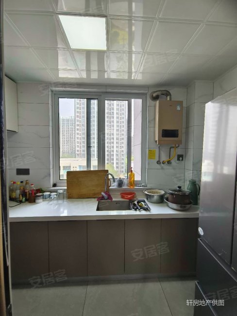 钟吾壹号小高层四室两卫精装138平135加14万各税送储藏室