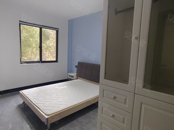 金华东阳横店南江名郡南江名郡,三房精装出租,电梯房带阳台出租房源