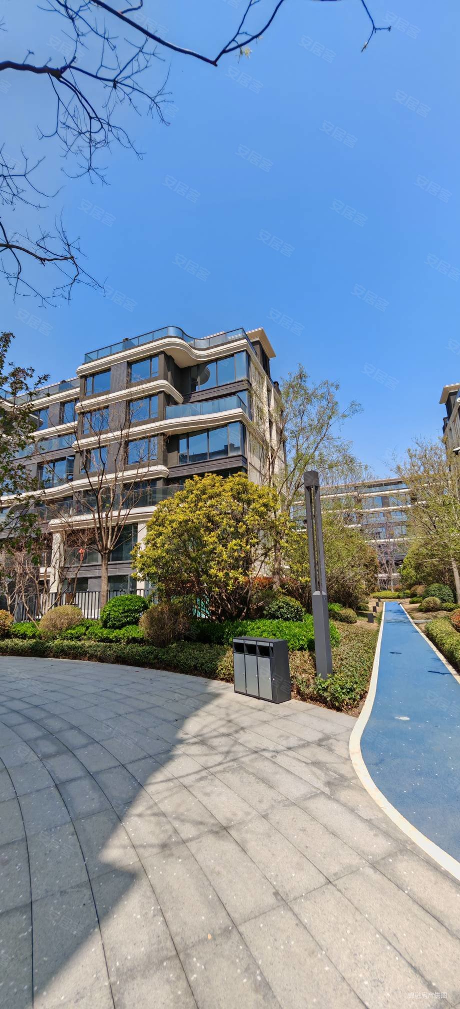 高端小区,舒适生活,鸿园银杏苑二手房,460万,4室2厅,3卫,216平米-郑州