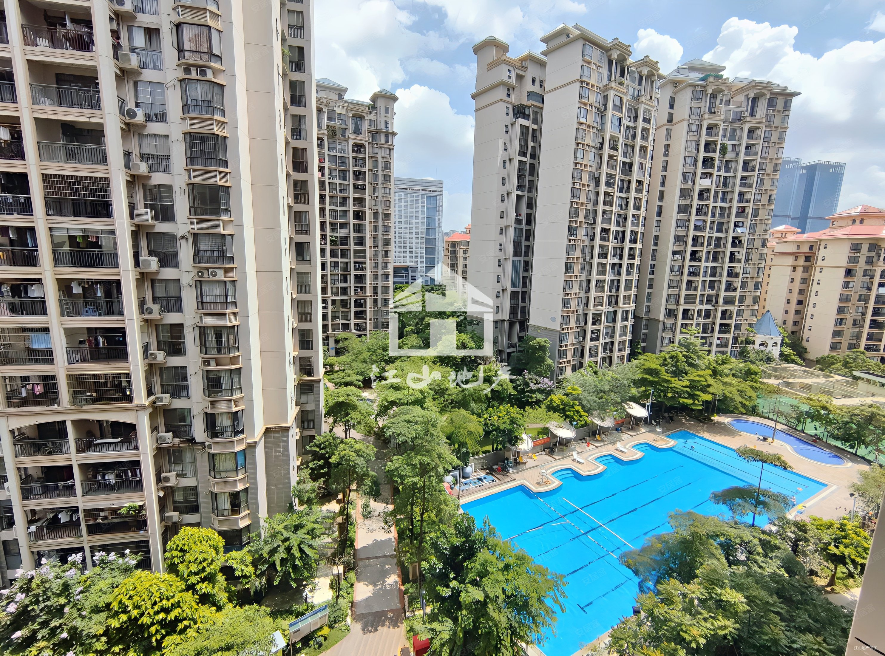 南宁房产网>南宁二手房>青秀二手房>凤岭南二手房>莱茵湖畔>2967_2200