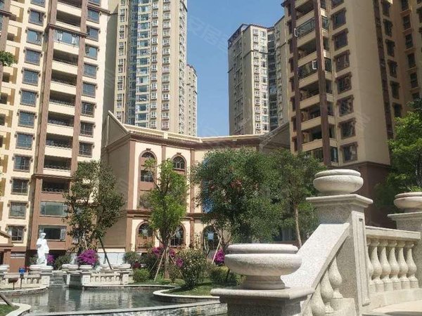 红河蒙自同德广场塞纳公馆伯爵塞纳伯爵精装房,位置好南北通透出租