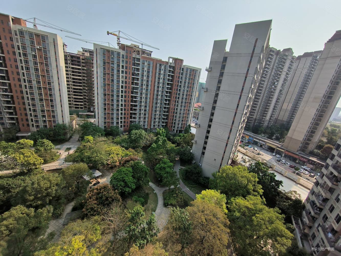 保利罗兰三期精装130平方只卖5500元平