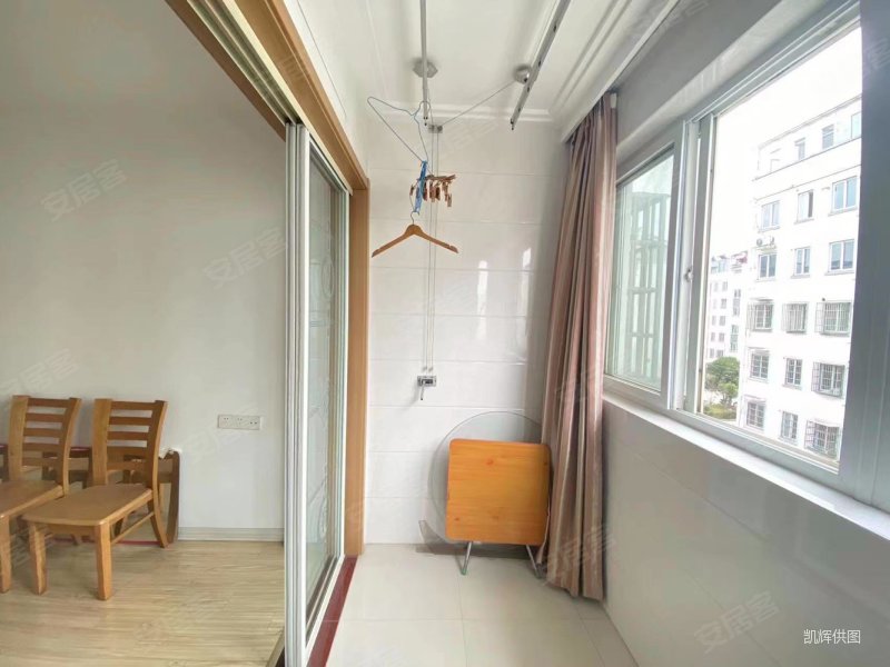 南洲花园南北通透产权清晰医疗配套成熟中间楼层采光好