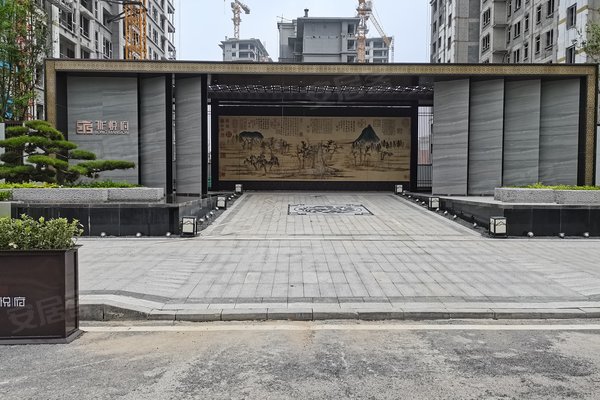 济南二手房 珑悦府 > 张建平解读珑悦府小区户型