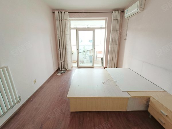 济南市中王官庄白马山啤酒厂宿舍(市中)白马山啤酒厂宿舍,两室两厅