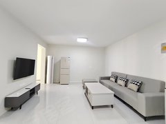 许昌魏都万达广场万达广场对面 恒达NAPA溪地 精装两室 家具家电齐全出租房源真实图片