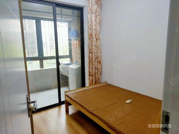 金山公园蔚蓝广场旁葛屿新苑通透看房方便