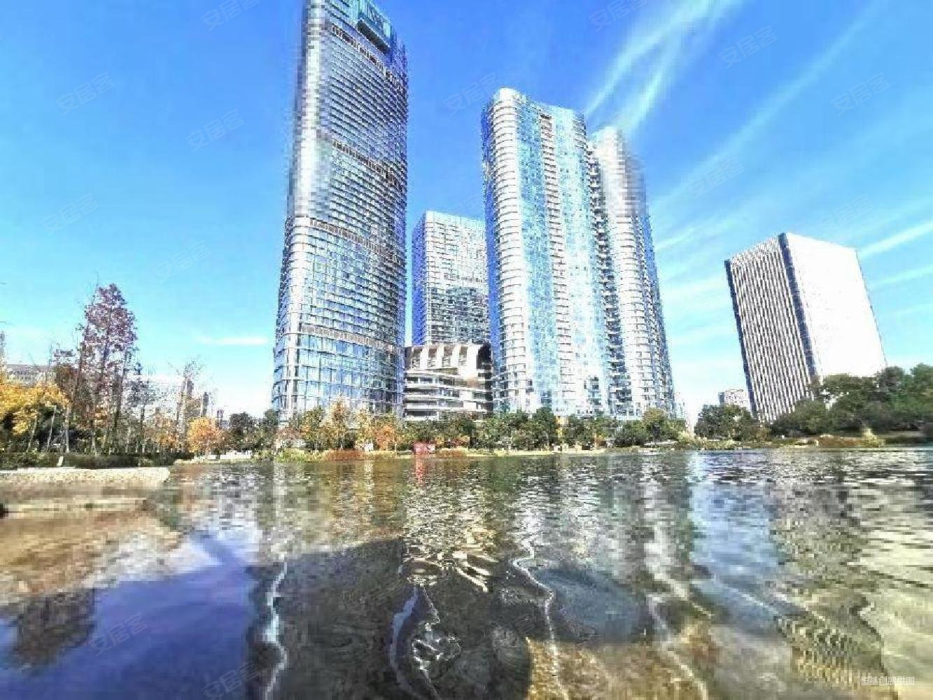 成都银泰中心华悦府