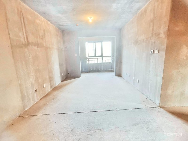 捡漏航天次新毛坯现房金旅南星台三室全明满二