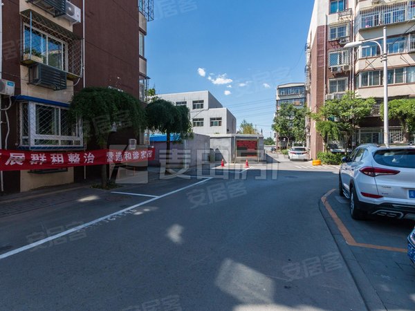 北京海淀马连洼竹园小区南北通透 2室1厅  竹园小区出租房源真实图片