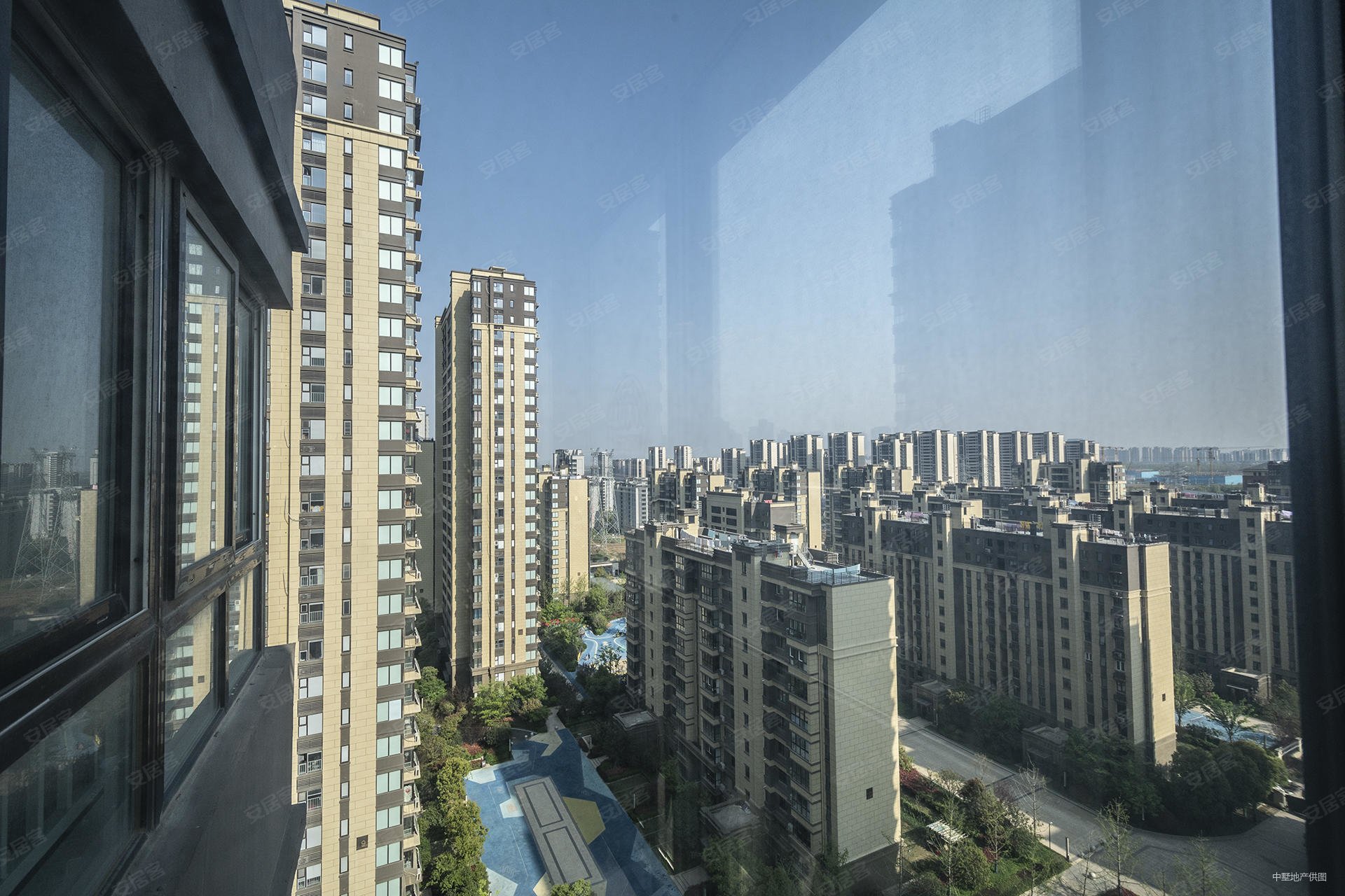 正荣悦都荟4室1厅1卫99.06㎡南北156万