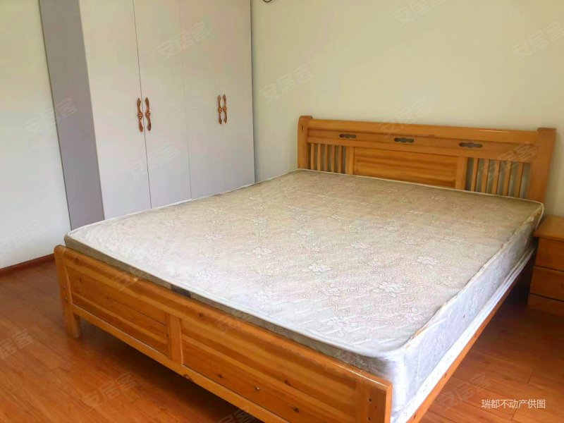 神仙树大院四期正南朝向正对中庭视野开阔户型方正,神仙树大院二手房