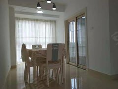 六安金安政务中心徽盐湖畔明珠，中装3室2厅833元，附近赓续公园，学校，万达出租房源真实图片