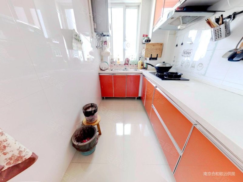 七彩星城朝南精装可拎包入住近地铁满五